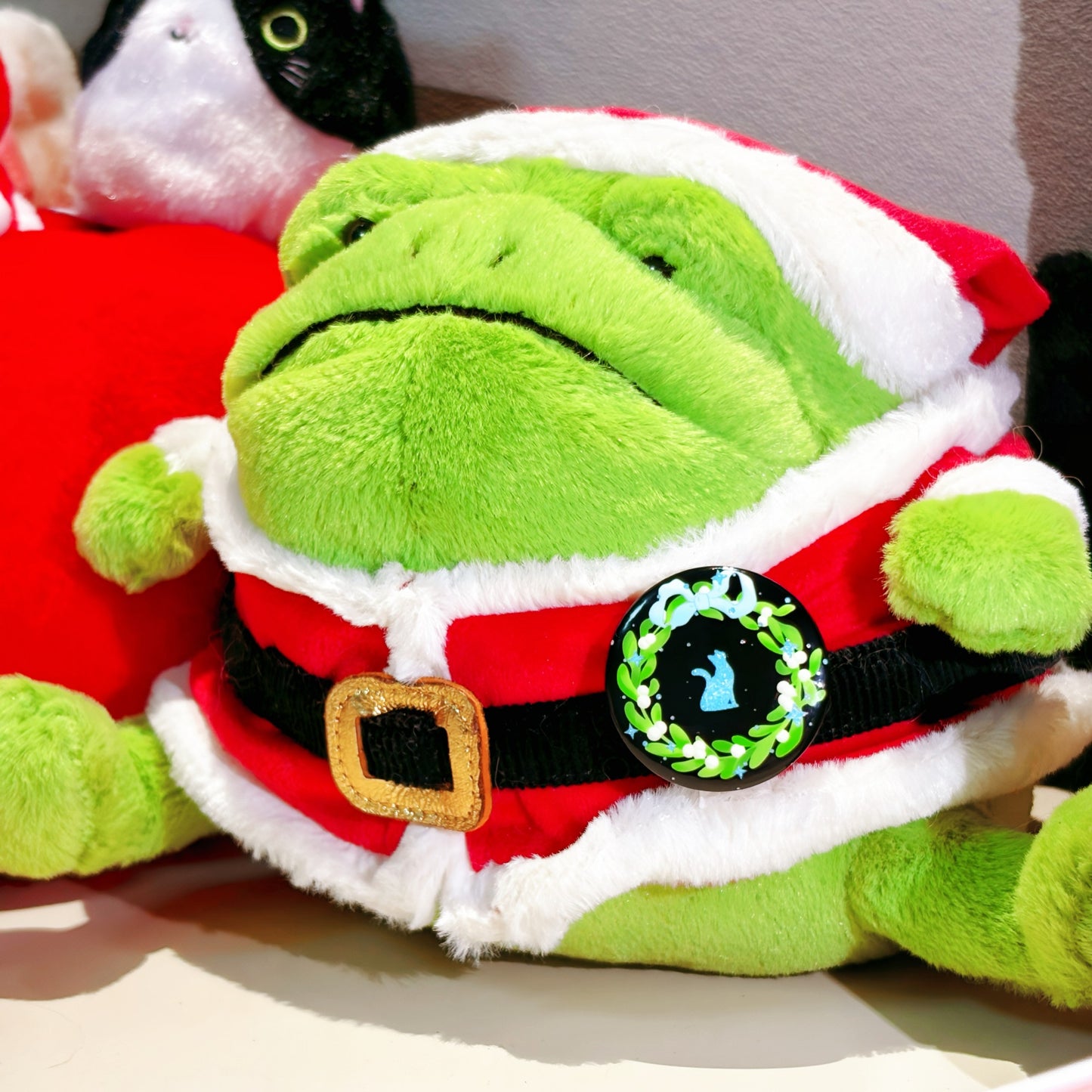 Meowly Wreath Kitty Badge